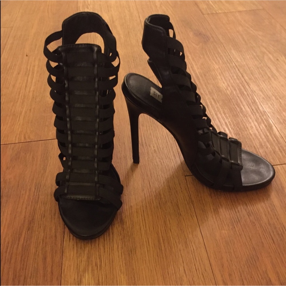 Strappy black heels!!